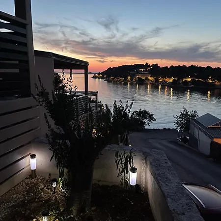 Sea House بيت للعطل دراغ