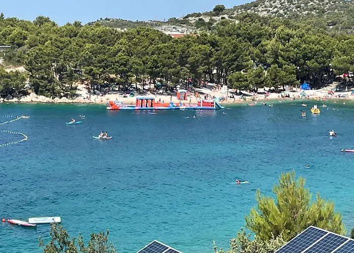 بيت للعطل Sea House